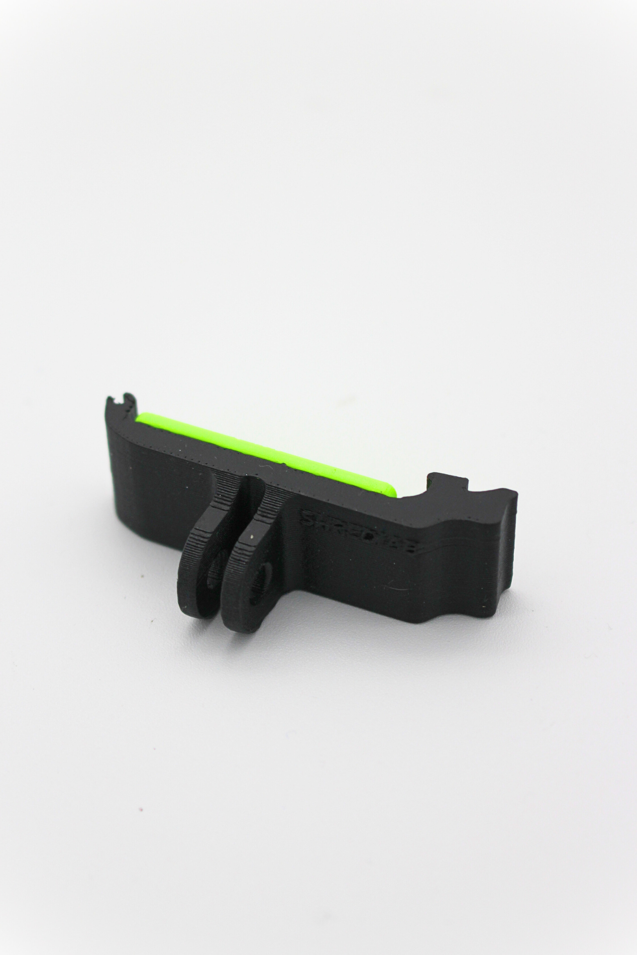 VERTICAL MOUNT